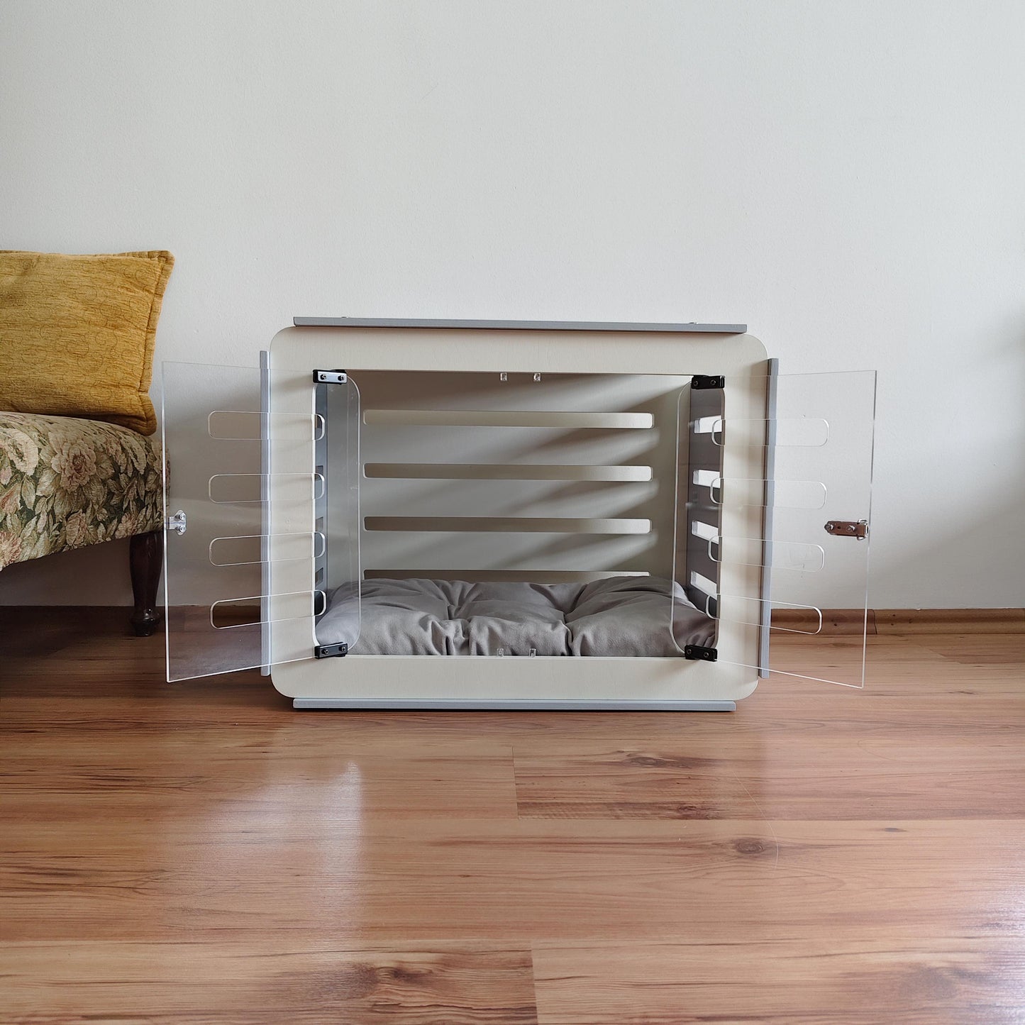 Modern Pet House: Indoor Dog Crate, Optional With Door